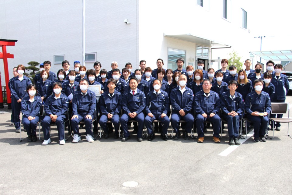 全社員集合写真2025